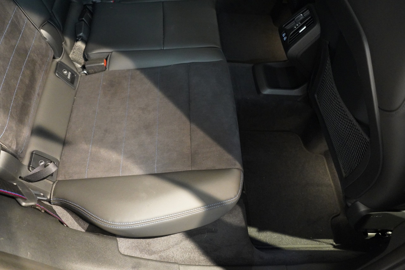 BMW X1 M35i xDrive 1オーナー 20インチOPホイール Mコンパウンドブレーキ 中古車 中古車