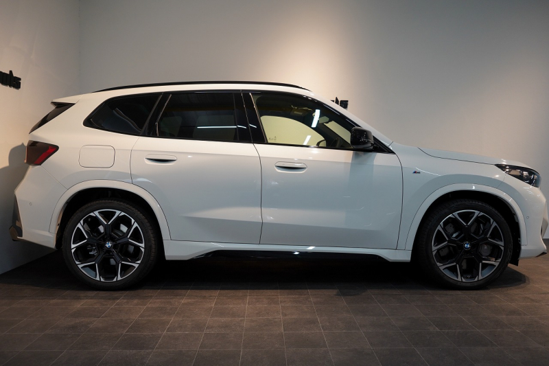 BMW X1 M35i xDrive 1オーナー 20インチOPホイール Mコンパウンドブレーキ 中古車 中古車