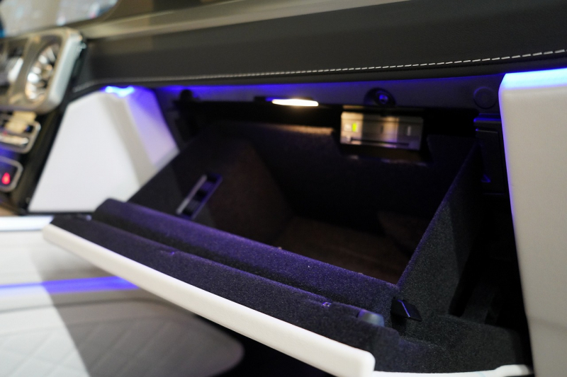 AMG Gクラス G63 AMG AMG世田谷スペシャルオーダー プロフェッショナルブルー プラチナホワイト内装 中古車 中古車