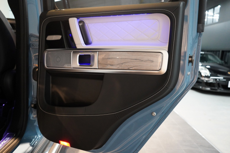 AMG Gクラス G63 AMG AMG世田谷スペシャルオーダー プロフェッショナルブルー プラチナホワイト内装 中古車 中古車