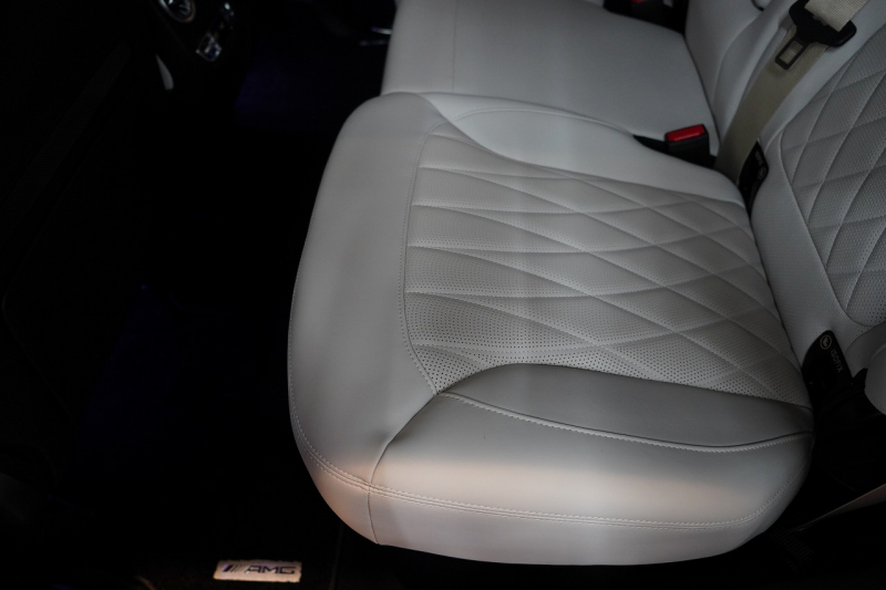 AMG Gクラス G63 AMG AMG世田谷スペシャルオーダー プロフェッショナルブルー プラチナホワイト内装 中古車 中古車