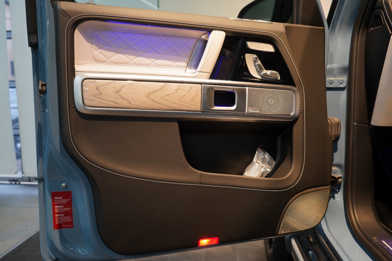 AMG Gクラス G63 AMG AMG世田谷スペシャルオーダー プロフェッショナルブルー プラチナホワイト内装 中古車 中古車