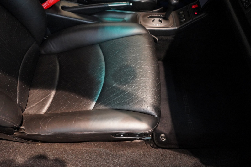 ポルシェ 911(Type993) Carrera S TiptronicS MIZWA正規ディーラ車 ターボウイング 中古車 中古車