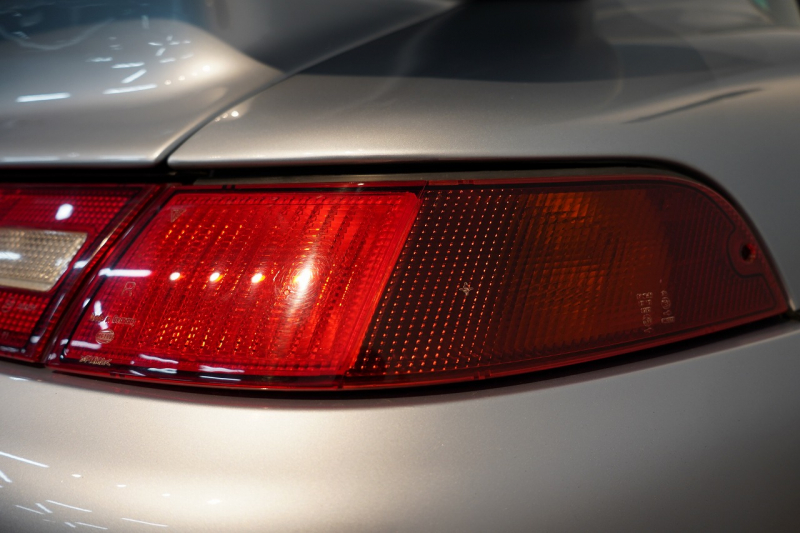 ポルシェ 911(Type993) Carrera 4S 6MT MIZWA正規ディーラ車 ターボウイング サンルーフ 中古車 中古車