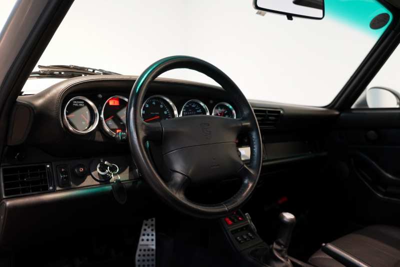 ポルシェ 911(Type993) Carrera 4S 6MT MIZWA正規ディーラ車 ターボウイング サンルーフ 中古車 中古車