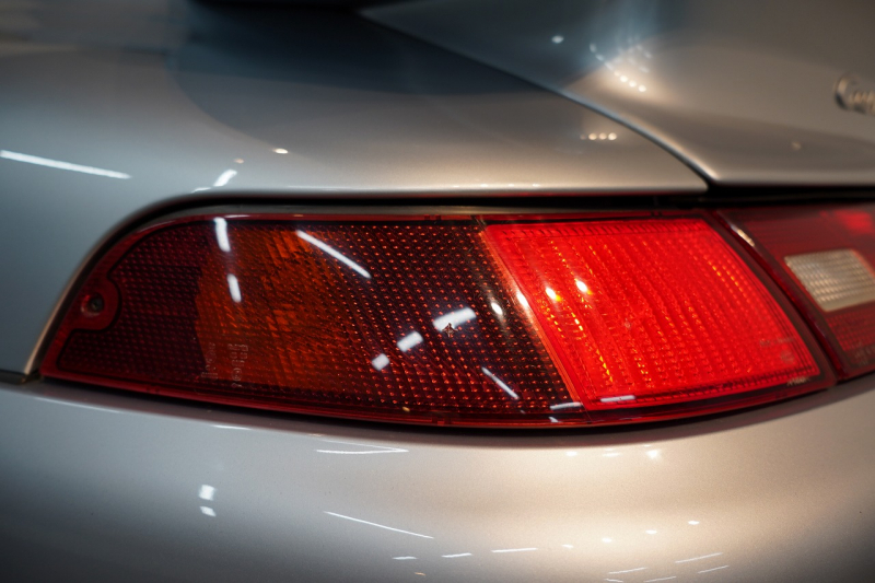 ポルシェ 911(Type993) Carrera 4S 6MT MIZWA正規ディーラ車 ターボウイング サンルーフ 中古車 中古車