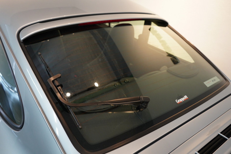 ポルシェ 911(Type993) Carrera 4S 6MT MIZWA正規ディーラ車 ターボウイング サンルーフ 中古車 中古車