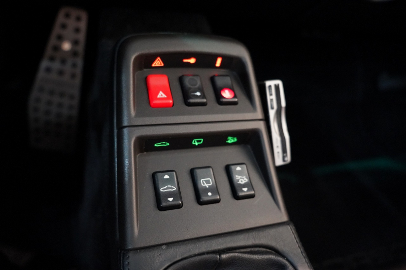 ポルシェ 911(Type993) Carrera 4S 6MT MIZWA正規ディーラ車 ターボウイング サンルーフ 中古車 中古車