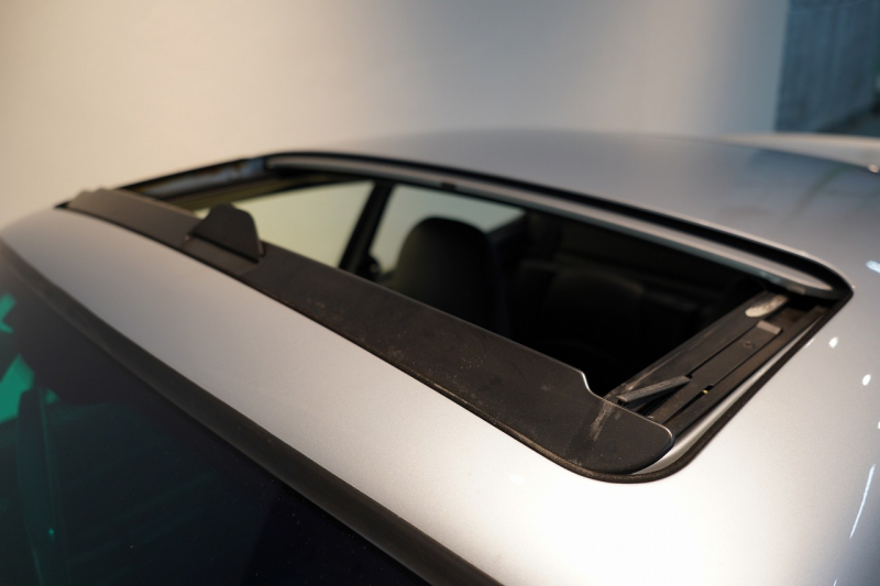 ポルシェ 911(Type993) Carrera 4S 6MT MIZWA正規ディーラ車 ターボウイング サンルーフ 中古車 中古車