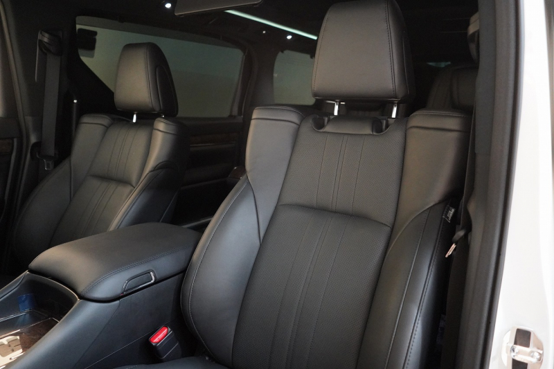 トヨタ アルファード ハイブリッド スペーシャスラウンジ 専用VIPシート JBLプレミアムサウンド ツインムーンルーフ 中古車 中古車