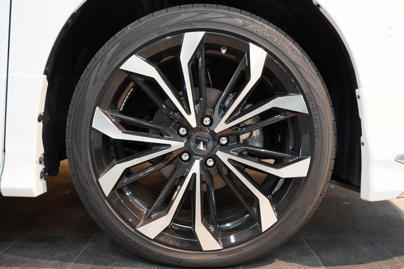 トヨタ アルファード ハイブリッド スペーシャスラウンジ 専用VIPシート JBLプレミアムサウンド ツインムーンルーフ 中古車 中古車