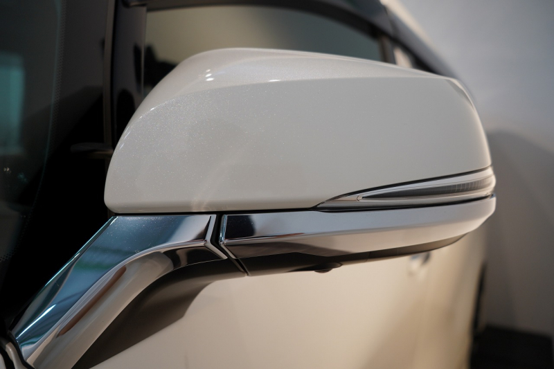 トヨタ アルファード ハイブリッド スペーシャスラウンジ 専用VIPシート JBLプレミアムサウンド ツインムーンルーフ 中古車 中古車