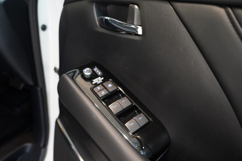 トヨタ アルファード ハイブリッド スペーシャスラウンジ 専用VIPシート JBLプレミアムサウンド ツインムーンルーフ 中古車 中古車