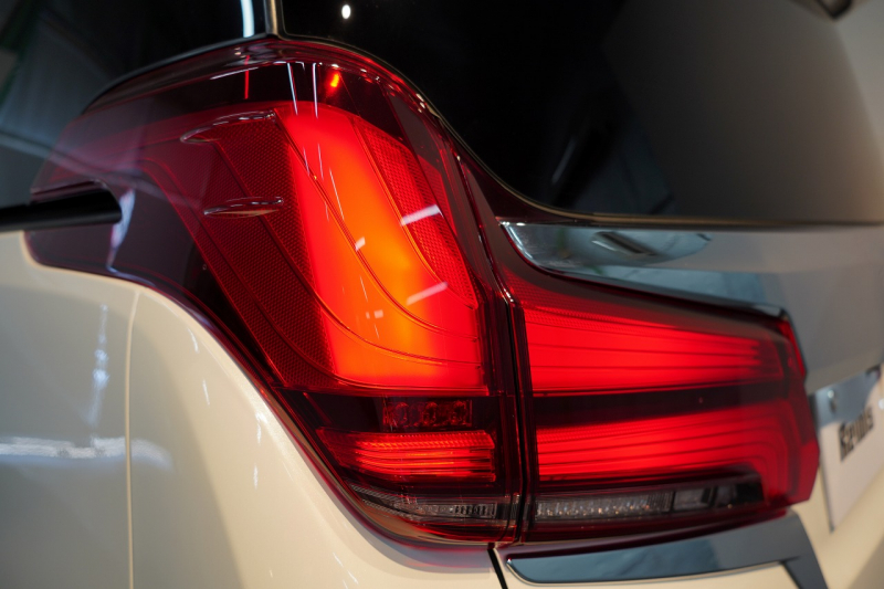 トヨタ アルファード ハイブリッド スペーシャスラウンジ 専用VIPシート JBLプレミアムサウンド ツインムーンルーフ 中古車 中古車