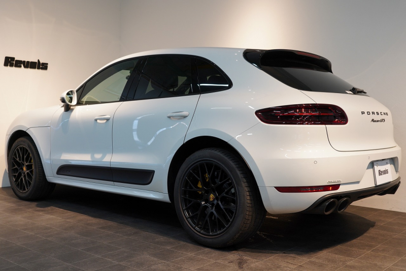 ポルシェ マカン GTS PDK  PCCB ツートンレザーインテリア スポーツエグゾースト 中古車 中古車