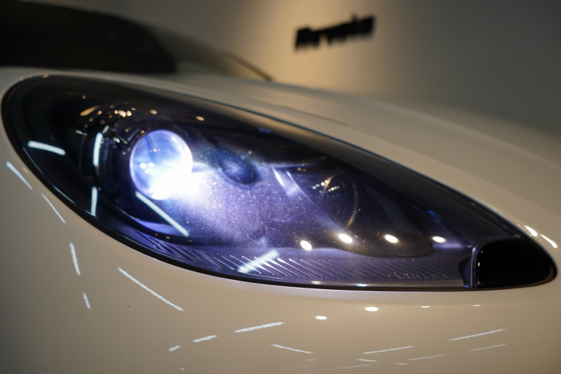 ポルシェ マカン GTS PDK  PCCB ツートンレザーインテリア スポーツエグゾースト 中古車 中古車