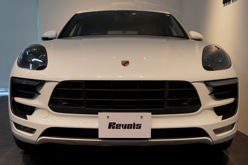 ポルシェ マカン GTS PDK  PCCB ツートンレザーインテリア スポーツエグゾースト 中古車 中古車