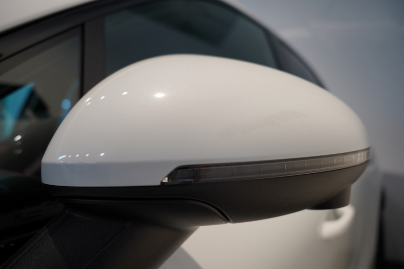 ポルシェ マカン GTS PDK  PCCB ツートンレザーインテリア スポーツエグゾースト 中古車 中古車