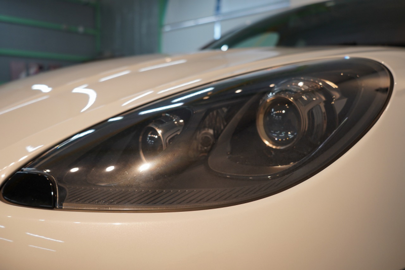 ポルシェ マカン GTS PDK  PCCB ツートンレザーインテリア スポーツエグゾースト 中古車 中古車