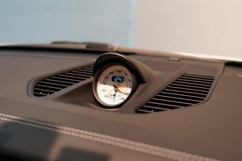 ポルシェ 911(Type991.2) GT3RS LEDヘッドライト PCCB フロントリフト スポーツクロノ  中古車