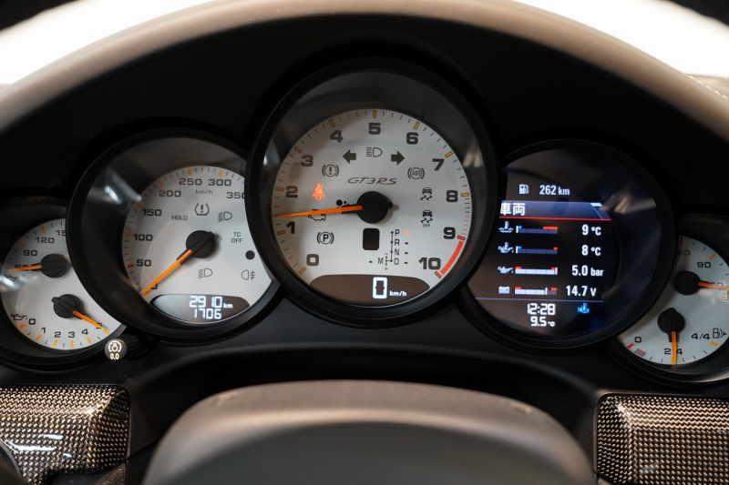 ポルシェ 911(Type991.2) GT3RS LEDヘッドライト PCCB フロントリフト スポーツクロノ  中古車