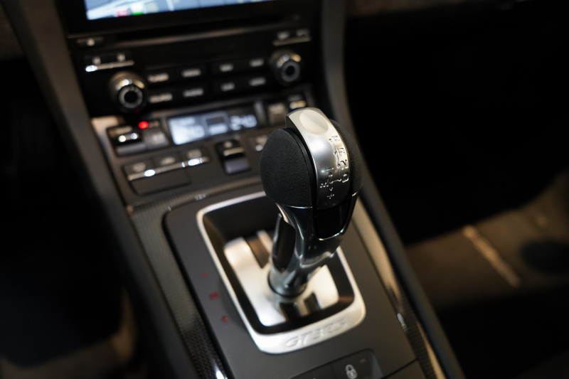 ポルシェ 911(Type991.2) GT3RS LEDヘッドライト PCCB フロントリフト スポーツクロノ  中古車