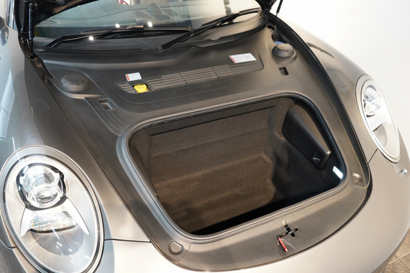 ポルシェ 911(Type991.1) Carrera Cabriolet PDK スポクロ スポエグ スポーツデザイン 20インチスポーツデザインホイール 中古車 中古車