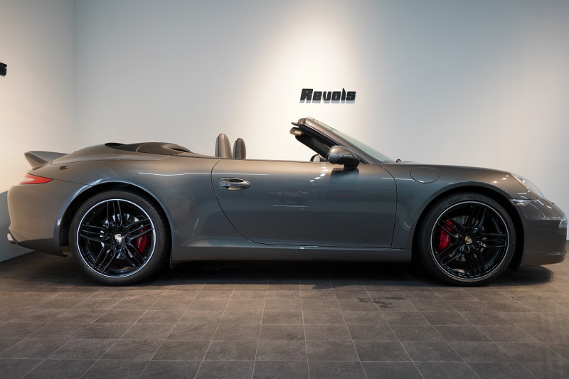 ポルシェ 911(Type991.1) Carrera Cabriolet PDK スポクロ スポエグ スポーツデザイン 20インチスポーツデザインホイール 中古車 中古車