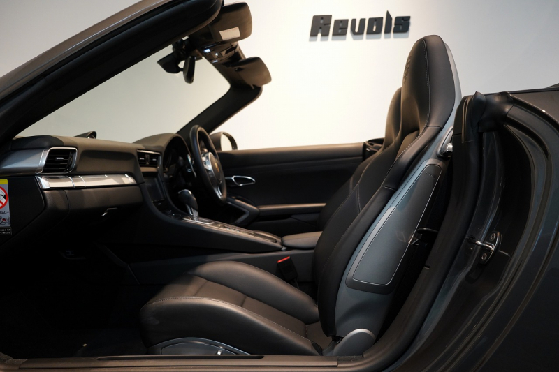 ポルシェ 911(Type991.1) Carrera Cabriolet PDK スポクロ スポエグ スポーツデザイン 20インチスポーツデザインホイール 中古車 中古車