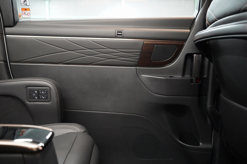 トヨタ ヴェルファイア Z Premier ワンオーナー ユニバーサルステップ GRエアロセット  中古車