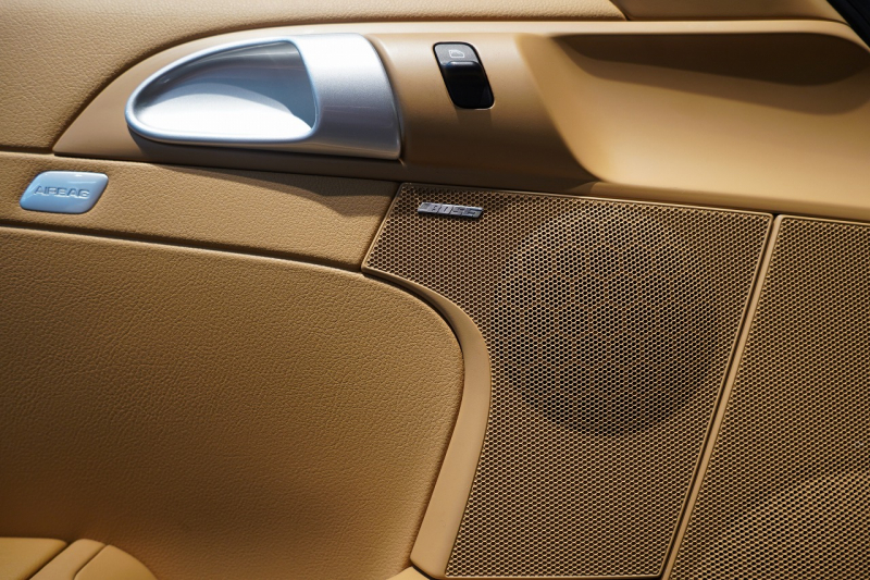 ポルシェ ケイマン(Type987) PDK 後期モデル スポーツクロノ スポーツステアリング BOSEサウンド 中古車 中古車