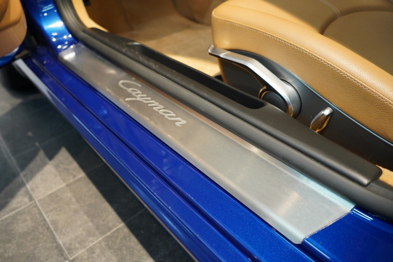 ポルシェ ケイマン(Type987) PDK 後期モデル スポーツクロノ スポーツステアリング BOSEサウンド 中古車 中古車