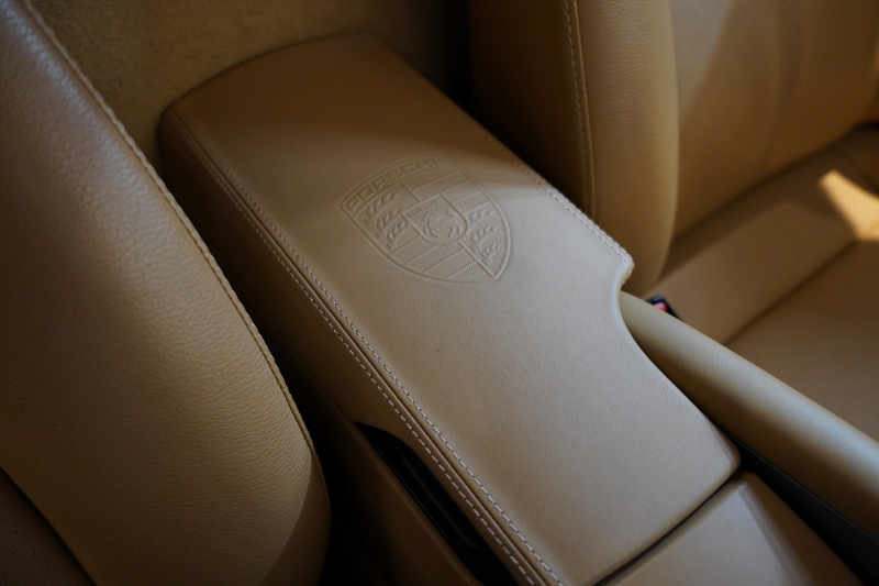 ポルシェ ケイマン(Type987) PDK 後期モデル スポーツクロノ スポーツステアリング BOSEサウンド 中古車 中古車