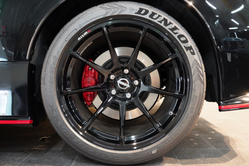 日産 フェアレディZ Z NISMO ワンオーナー ミッドナイトブラックパール 専用レイズ19インチ鍛造ホイール 中古車 中古車