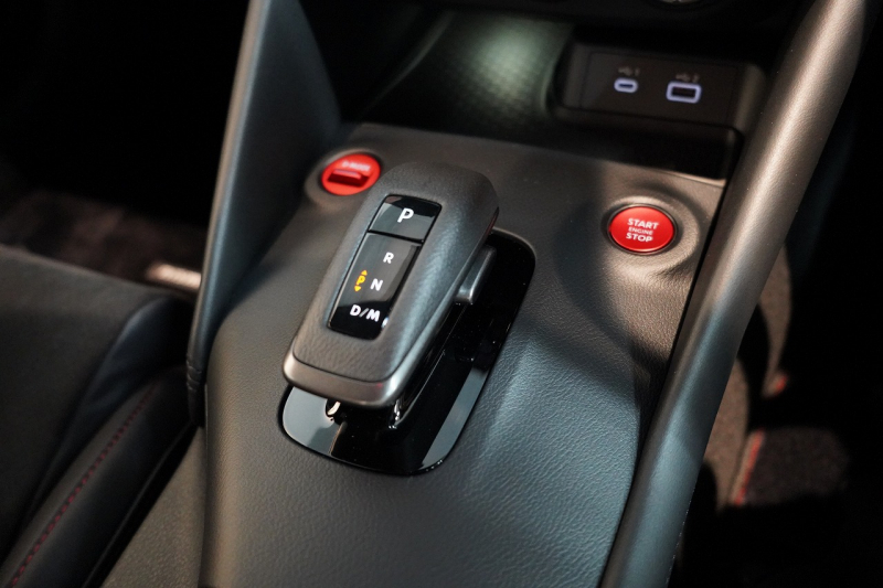 日産 フェアレディZ Z NISMO ワンオーナー ミッドナイトブラックパール 専用レイズ19インチ鍛造ホイール 中古車 中古車