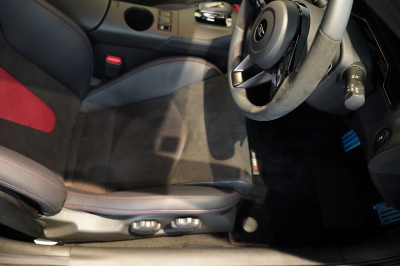 日産 フェアレディZ Z NISMO ワンオーナー ミッドナイトブラックパール 専用レイズ19インチ鍛造ホイール 中古車 中古車