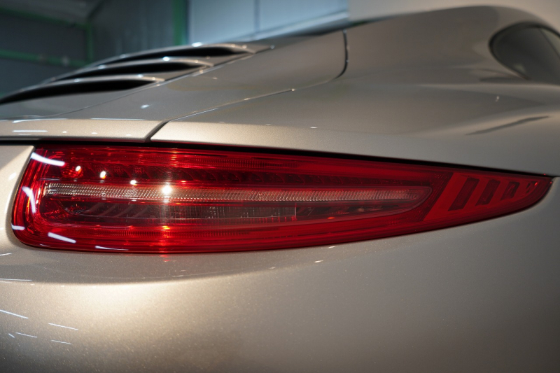 ポルシェ 911(Type991.1) Carrera S PDK スポクロ スポエグ スポーツステア ナチュラルレザーインテリア 中古車 中古車