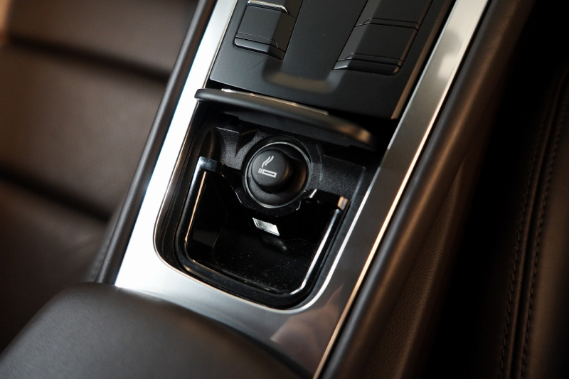 ポルシェ 911(Type991.1) Carrera S PDK スポクロ スポエグ スポーツステア ナチュラルレザーインテリア 中古車 中古車