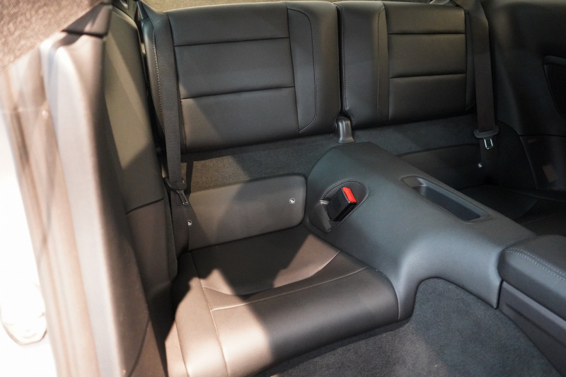 ポルシェ 911(Type991.2) Carrera 7MT スポクロ スポエグ 20インチRSスパイダーAW エントリー&ドライブ 中古車 中古車