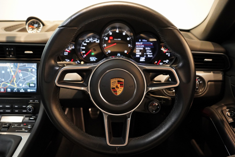 ポルシェ 911(Type991.2) Carrera 7MT スポクロ スポエグ 20インチRSスパイダーAW エントリー&ドライブ 中古車 中古車