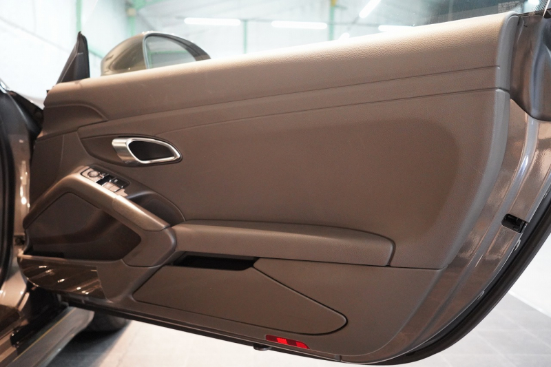 ポルシェ 718 ケイマン PDK アゲートグレーメタリック ACC パークアシスト付バックカメラ 中古車 中古車