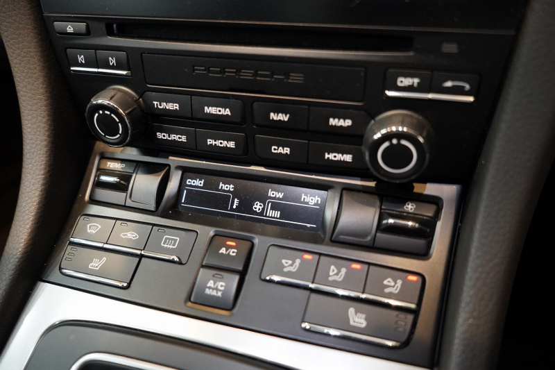 ポルシェ 718 ケイマン PDK アゲートグレーメタリック ACC パークアシスト付バックカメラ 中古車 中古車