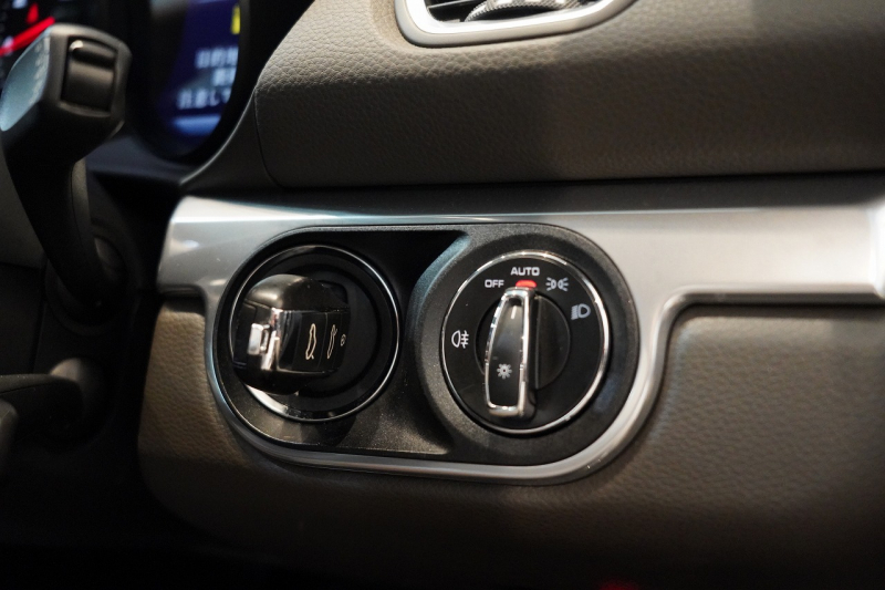 ポルシェ 718 ケイマン PDK アゲートグレーメタリック ACC パークアシスト付バックカメラ 中古車 中古車