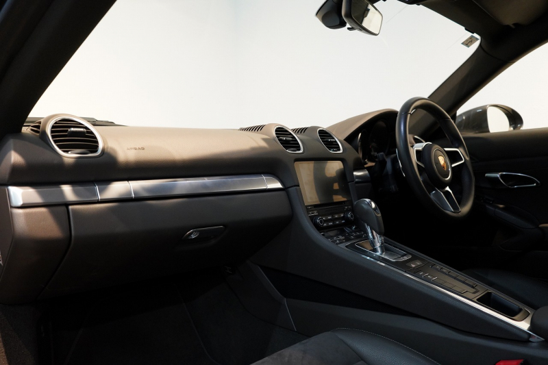 ポルシェ 718 ケイマン PDK アゲートグレーメタリック ACC パークアシスト付バックカメラ 中古車 中古車