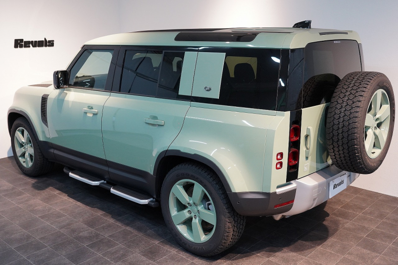 ランドローバー ディフェンダー 110 75th LIMITED EDITION  限定150台 フィックスドサイドステップ 中古車 中古車