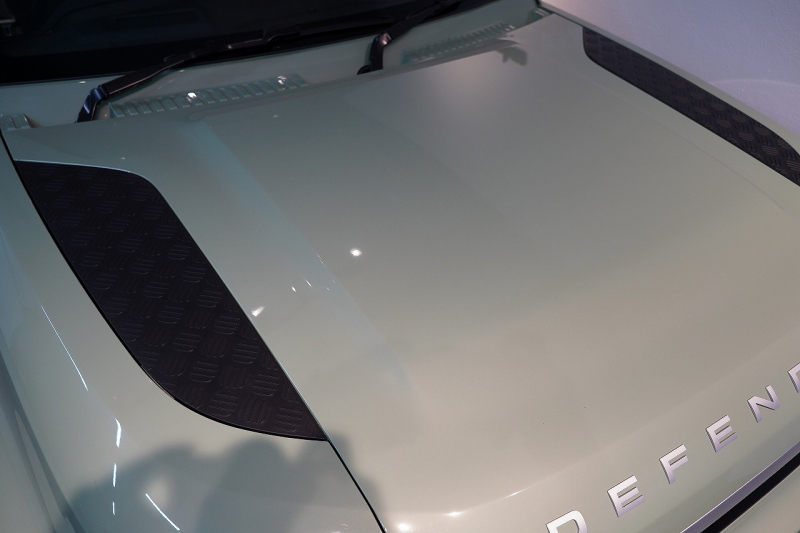 ランドローバー ディフェンダー 110 75th LIMITED EDITION  限定150台 フィックスドサイドステップ 中古車 中古車