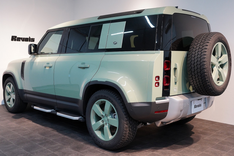 ランドローバー ディフェンダー 110 75th LIMITED EDITION  限定150台 フィックスドサイドステップ 中古車 中古車