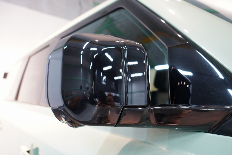 ランドローバー ディフェンダー 110 75th LIMITED EDITION  限定150台 フィックスドサイドステップ 中古車 中古車