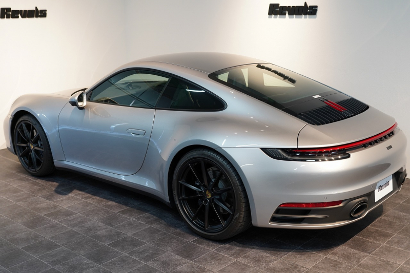ポルシェ 911(Type992) Carrera PDK スポーツクロノ スポーツエグゾースト カレラS20/21ホイール GTシルバー  中古車