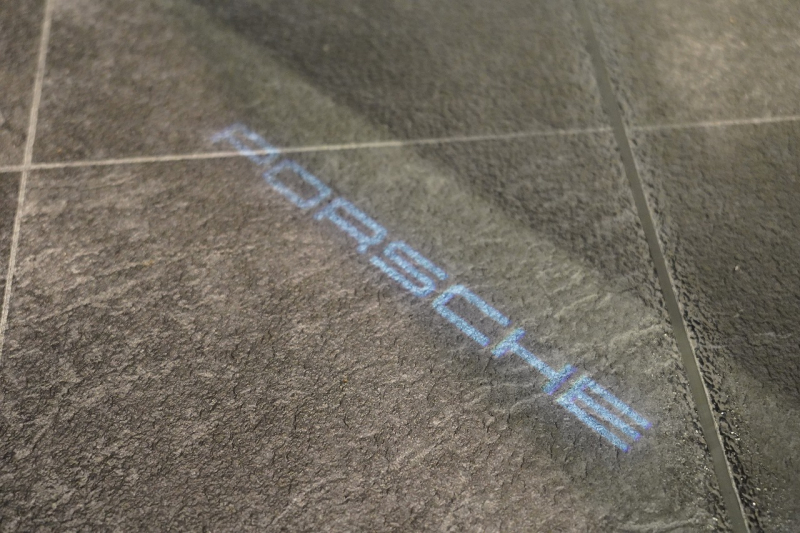 ポルシェ 911(Type992) Carrera PDK スポーツクロノ スポーツエグゾースト カレラS20/21ホイール GTシルバー  中古車